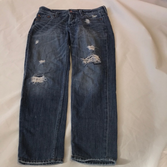 Vintage Abercrombie and Fitch early 2000s boyfriend fit distressed jeans 🩵
